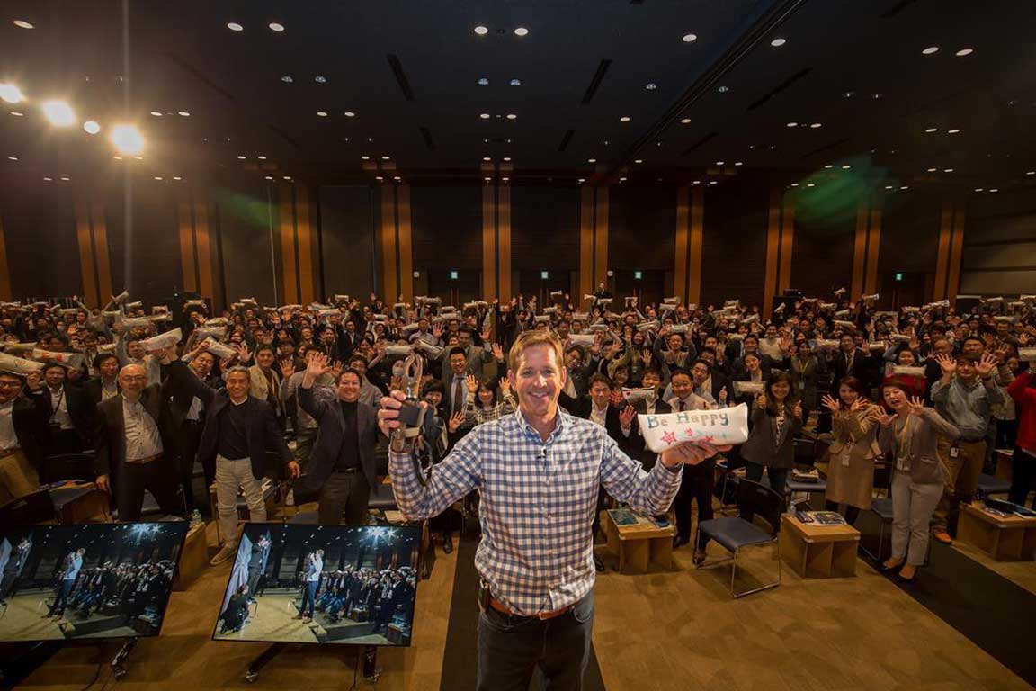 Build Prosthetic Hands For Amputees & Build Better Teams